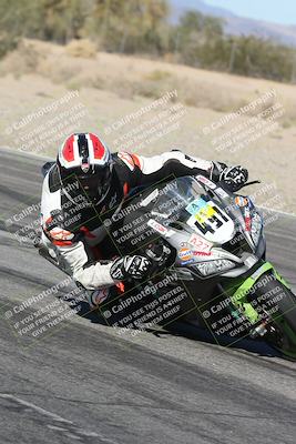 media/Dec-04-2025-Racers Edge (Thu) [[5ebc9f124d]]/2-A Group/1-Session 2 (Turn 7 Inside)/